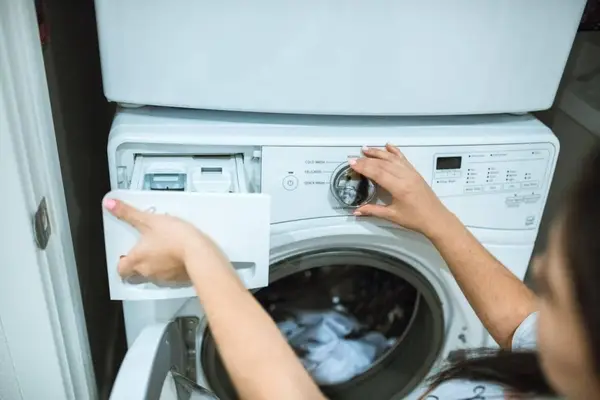 5 greșeli frecvente în întreținerea textilelor și cum să le eviți
