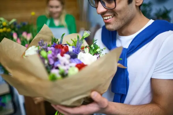 Livrarea florilor în Chișinău și în toată Moldova: unde este mai avantajos să comanzi?